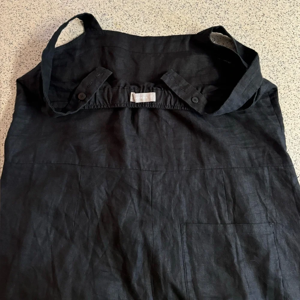 100% Linen Everlane black wide leg romper jumpsuit.3 pocket.Size 14